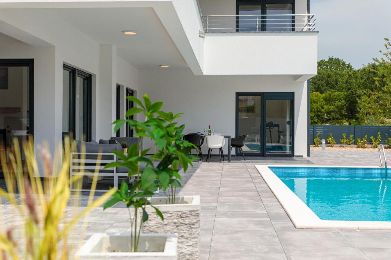 Villa Graefin Malinska Esterno foto
